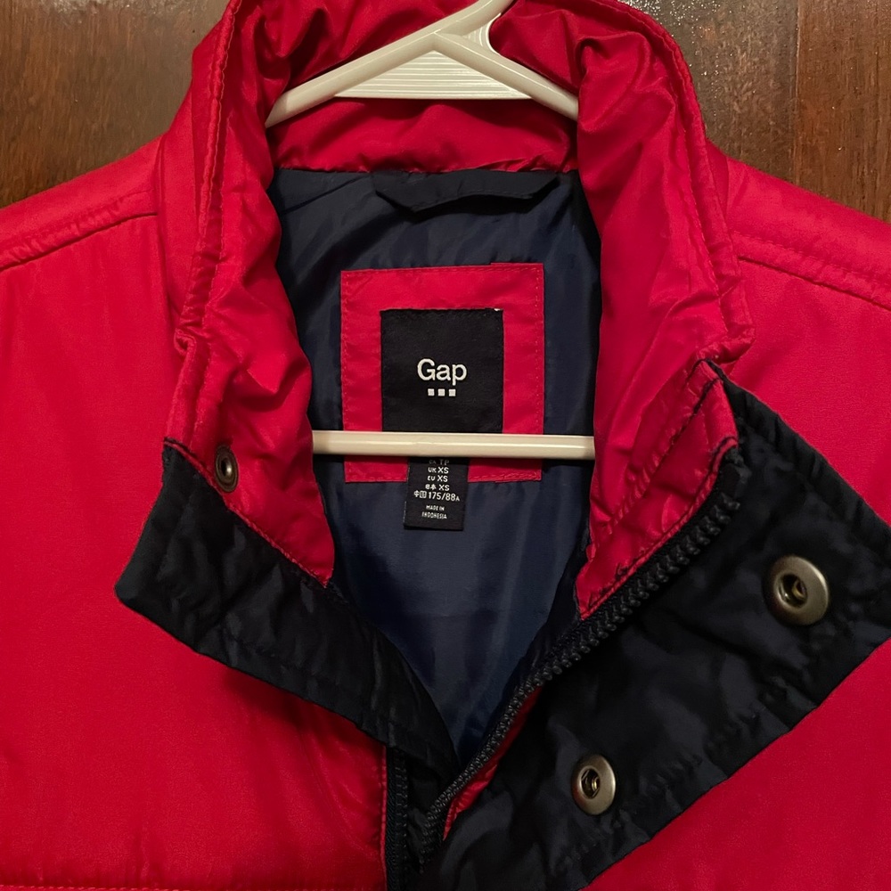 Gap Thin Puffer Vest - image 3